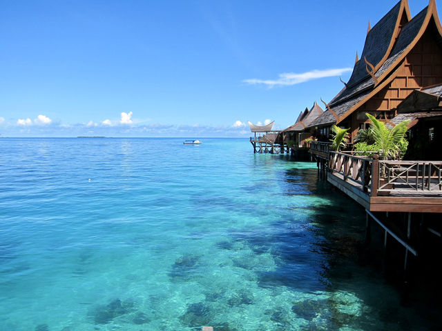 Adventure, Relaxation & Unforgettable Views: Mabul Water Bungalows