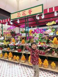 【 充滿懷舊風的香港老大街市集 】