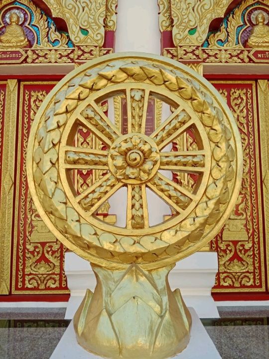 ไหว้พระขอพร วัดไตรธรรมาราม