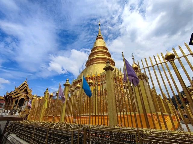 พระธาตุเก่าแก่ คู่เมืองหริภุญชัย และดินแดนล้านนา