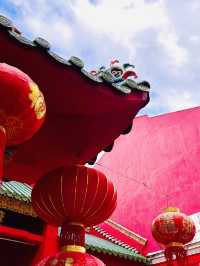 “Guan Di Temple - A Timeless Sanctuary of Strength and Devotion!”