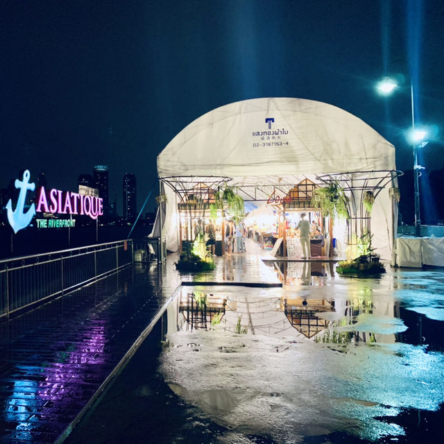 Romantic Nights at Asiatique The Riverfront, Bangkok