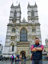 The Westminster Abbey, a must-visit place in London!