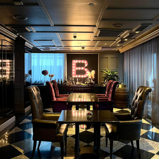 ร้านสเต็กเนื้อสุดพรีเมียม ย่านหลังสวน