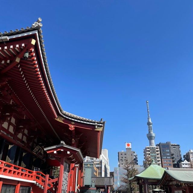 浅草寺や雷門を巡りながら浅草で食べ歩き👍🏻👍🏻💖