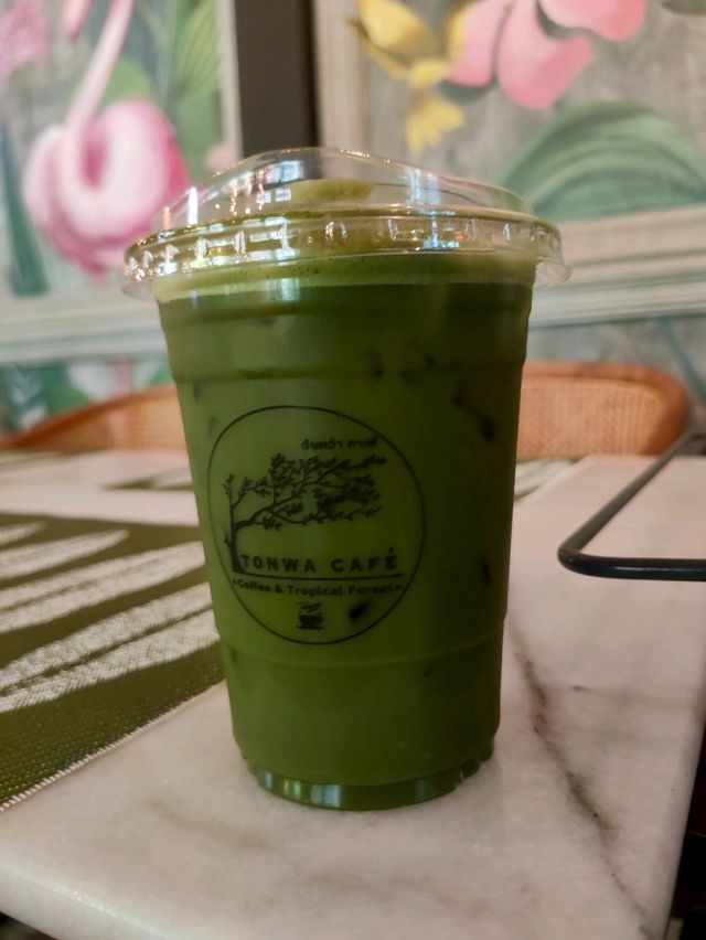 ต้นหว้าคาเฟ่ คาเฟ่บรรยากาศดี ใกล้สนามบินสุวรรณภูมิ