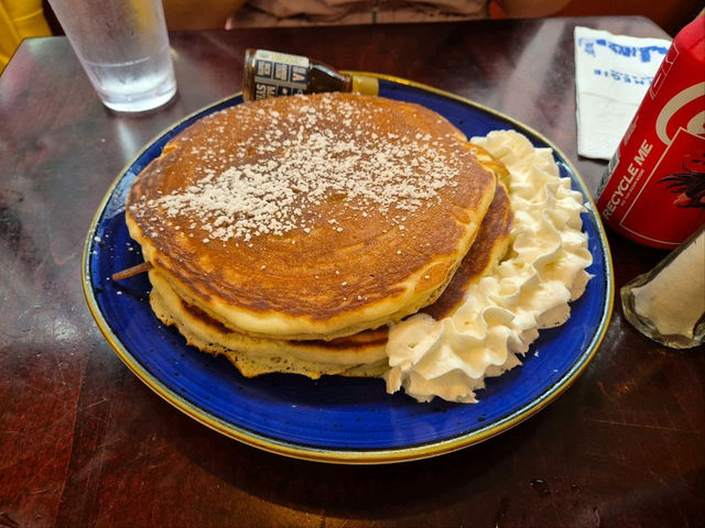 🇺🇲뉴욕 브런치 맛집 추천🍰카네기 다이너 앤 카페💛
