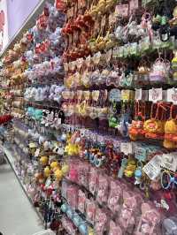 Miniso ที่จีน 🇨🇳 ใหญ่สุดอะไรสุด! 🛍️✨