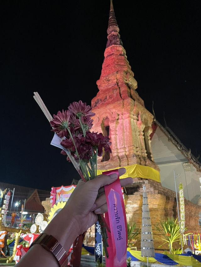 วัดพระธาตุเนิ้ง / วัดพระหลวง