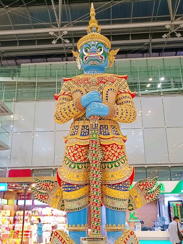 ไปชมยักษ์ใหญ่ทั้ง12ตน ที่ สนามบินสุวรรณภูมิ