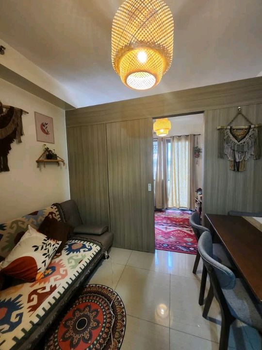 ₱2,499