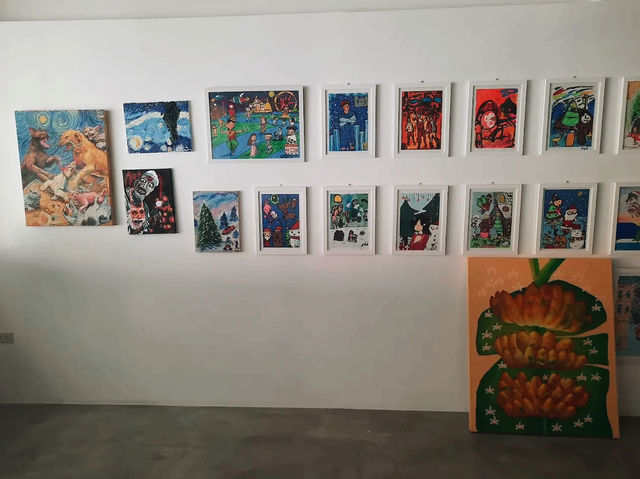 Palette Artspace in Thonglor
