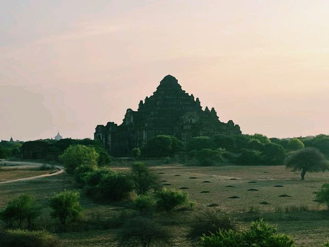 緬甸曼德勒著名旅遊景點：蒲甘，萬塔之城，適合打卡拍照📸