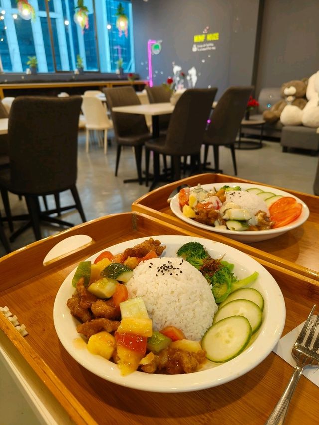 Hidden Vegan Gem Right Opposite Pavilion