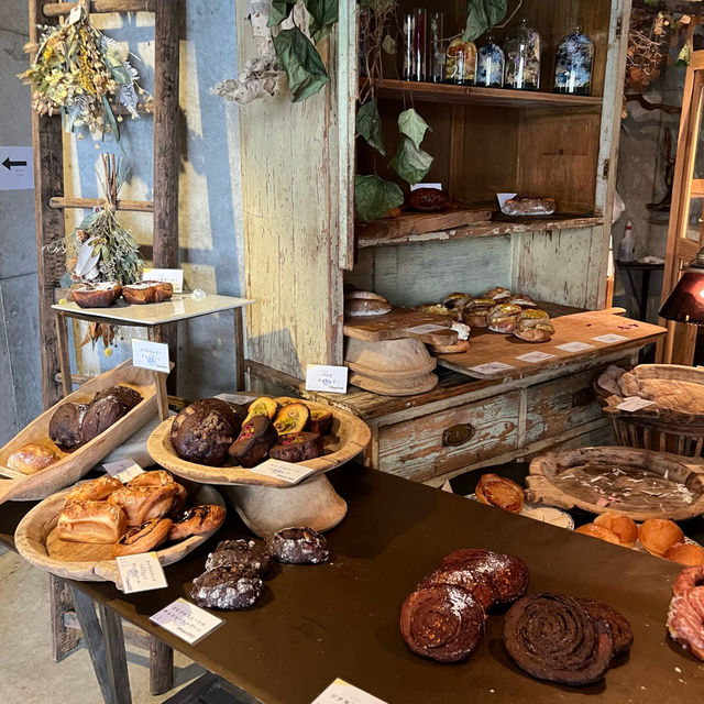 可愛すぎる！パンとドライフラワーのお店💐