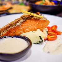 Blue Dragon Cafe and beach club