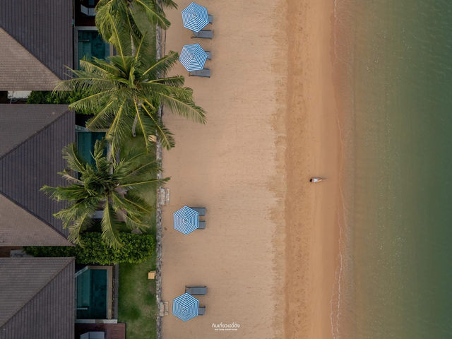 วิลล่าหรูสไตล์บาหลี ติดชายหาดส่วนตัว พัทยา