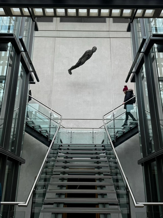 Manchester: A Visit to the Manchester Art Gallery