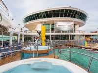 🚢 Explorer of the Seas Review: Your Ultimate Fun-Filled Floating Playground! ⚓