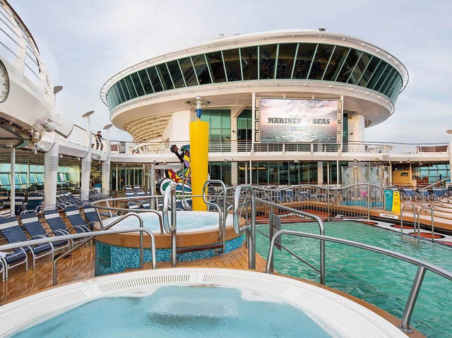 🚢 Explorer of the Seas Review: Your Ultimate Fun-Filled Floating Playground! ⚓