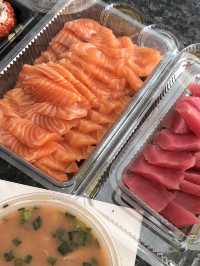 🐟 괌에서 즐기는 신선한 회와 정갈한 스시, 로컬 맛집 투어