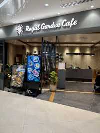 【大阪・梅田】梅田店限定の石窯で素材本来を味わう「Royal Garden Cafe」