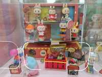ช้อปปิ้ง Pop Mart ที่ใหญ่สุดในเซี่ยงไฮ้