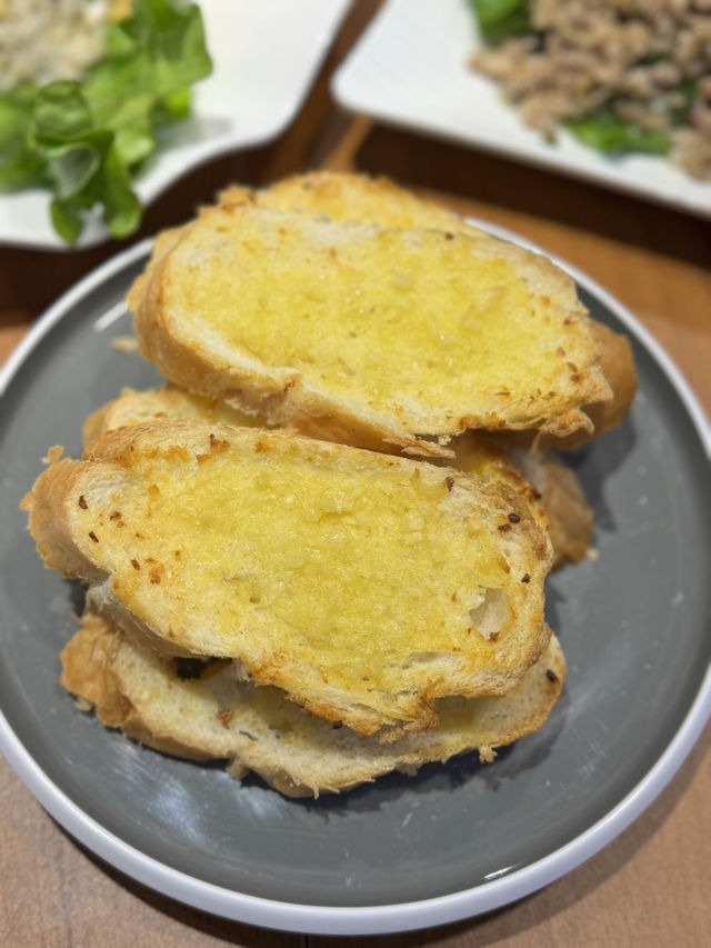 金麥泰泰國菜館