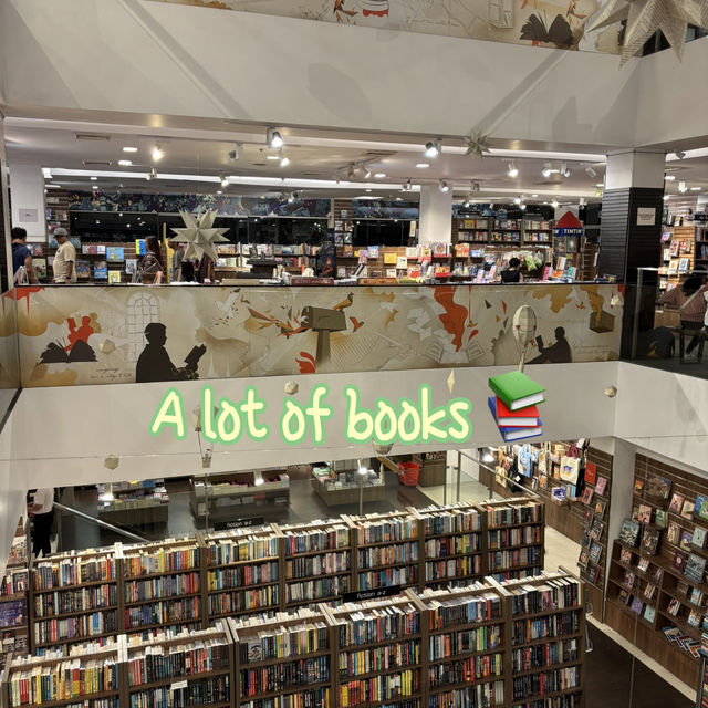 📚🇵🇭Fully Booked Bonifacio High Street🪿✨