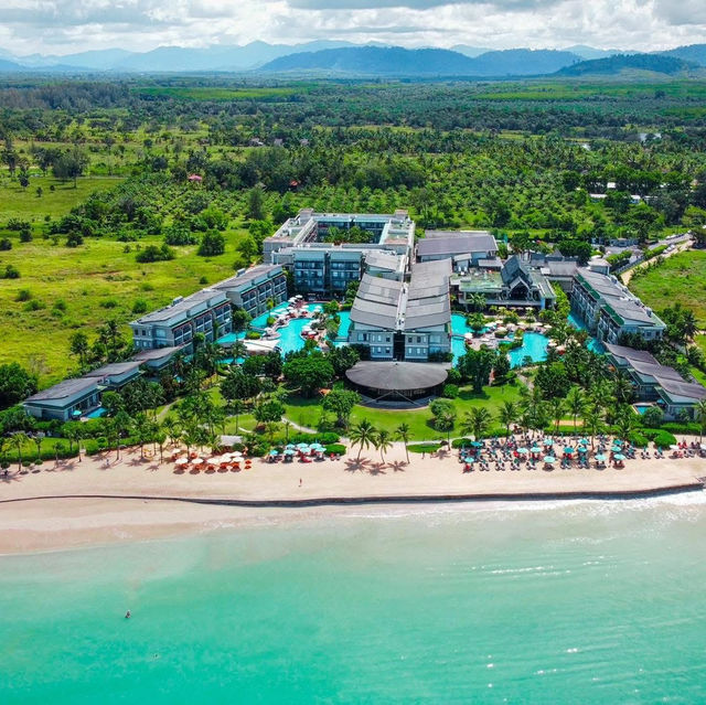  ที่พักเขาหลักติดริมทะเลหาดสวยมาก