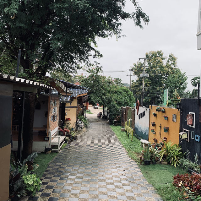 ร้านบ้านครูซัน อุ้มผาง | ตาก