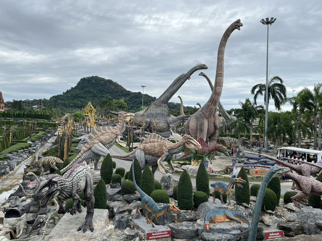 Pattaya’s Nong Nooch Tropical Garden – A Lush Escape with a Lot of Walking 