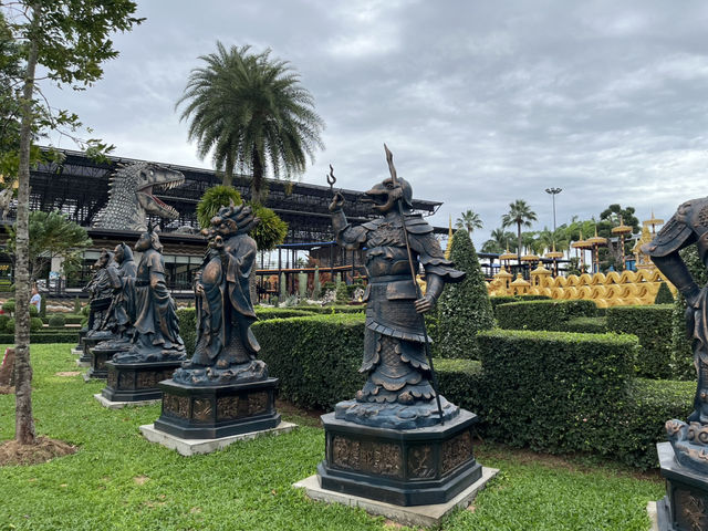 Pattaya’s Nong Nooch Tropical Garden – A Lush Escape with a Lot of Walking 