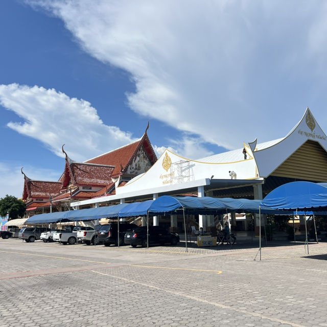 วัดหลวงพ่ออี๋ สัตหีบ 