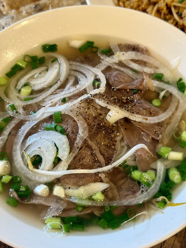 Authentic Vietnamise Food in a Relaxed and Friendly Setting.