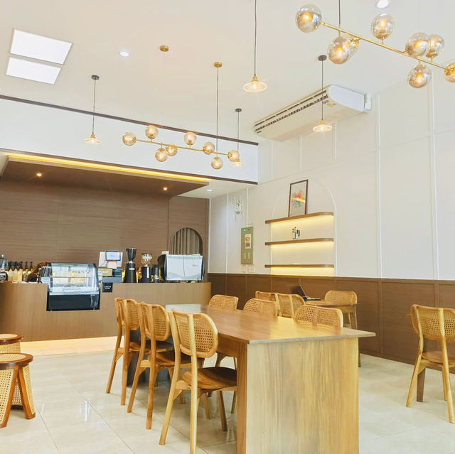 Posto. Dining