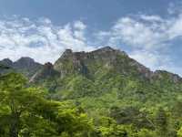 Above the Clouds: A Soulful Journey Through Seoraksan National Park