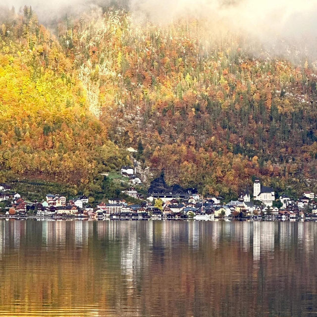 🏔️✨ Hallstatt Day Trip: A Fairytale Escape to Austria’s Most Picturesque Village  