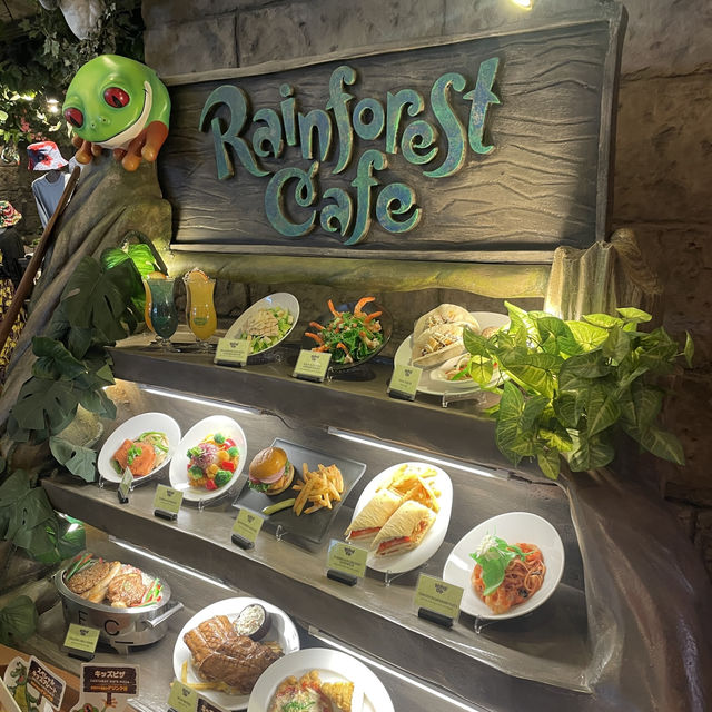 【千葉/舞浜🇯🇵】まるでジャングル内でお食事体験？！Rainforest Cafe