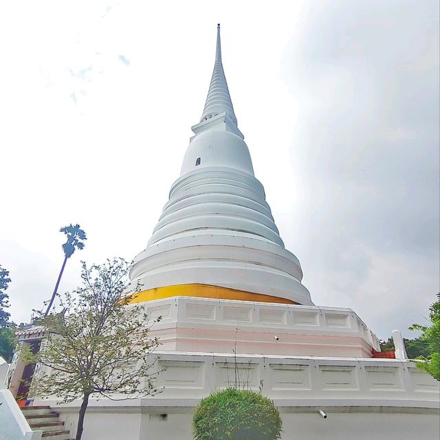 วัดทรงสร้างเเห่งสุดท้ายในสมัยรัชกาลที่ 3