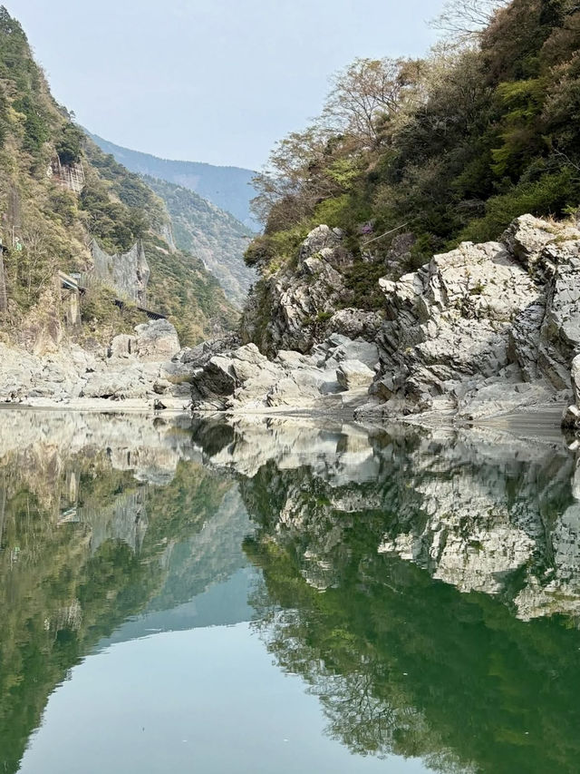 Scenic Adventure in Ōboke & Koboke Gorge 🚤⛰️