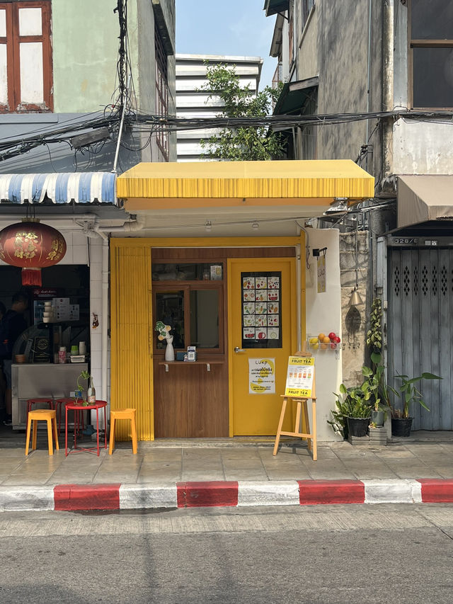 A day in Charoen Krung, Bangkok