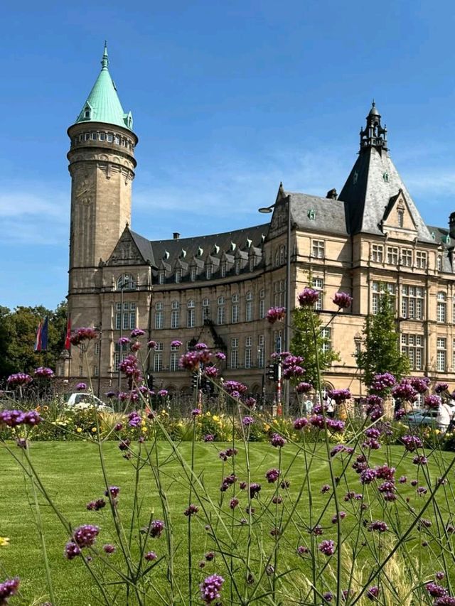 🇱🇺✨ Luxembourg Surprise: Big Adventures, Low Prices! 🎒💶