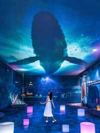 EXPERIENCE LIFE BENEATH THE WAVES IN THIS YEAR’S I LIGHT FESTIVAL! 💡🌊