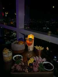 Q Bar