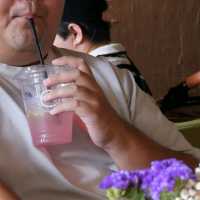 Ogi Bake and Bar คาเฟ่ลับในอ่างศิลา