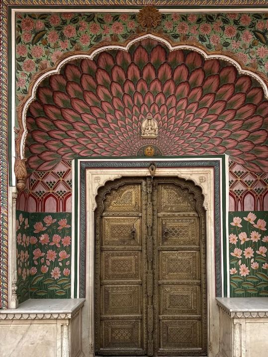 🏯 Amber Fort, Jaipur – A Royal Journey Through Time 👑