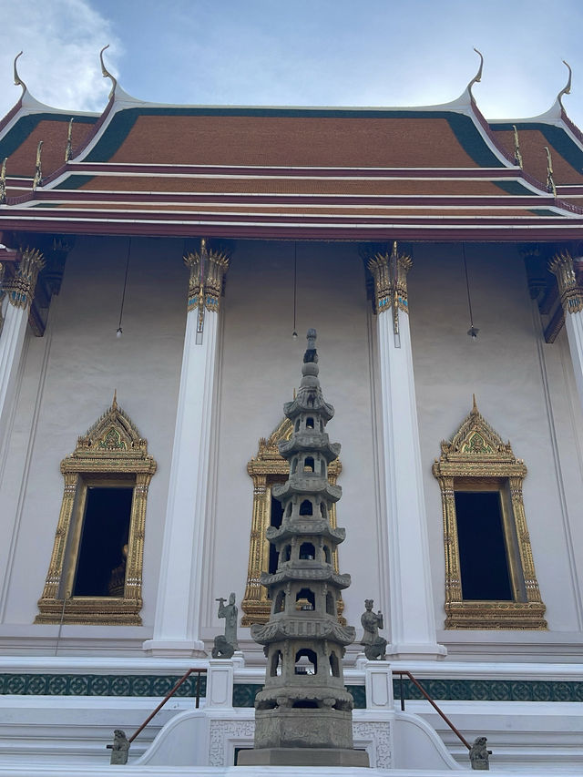 Wat Suthat Thep Wararam Ratchaworamahawihan 