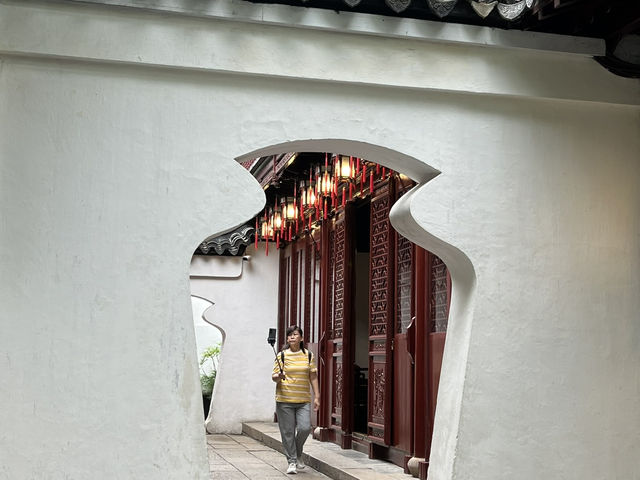 Part 1 Yu Garden: A Hidden Gem of Ancient Shanghai 