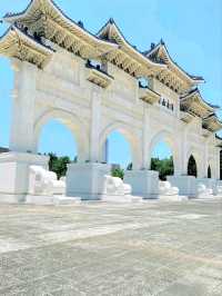 A Gentle Walk Through Chiang Kai-Shek Memorial Hall